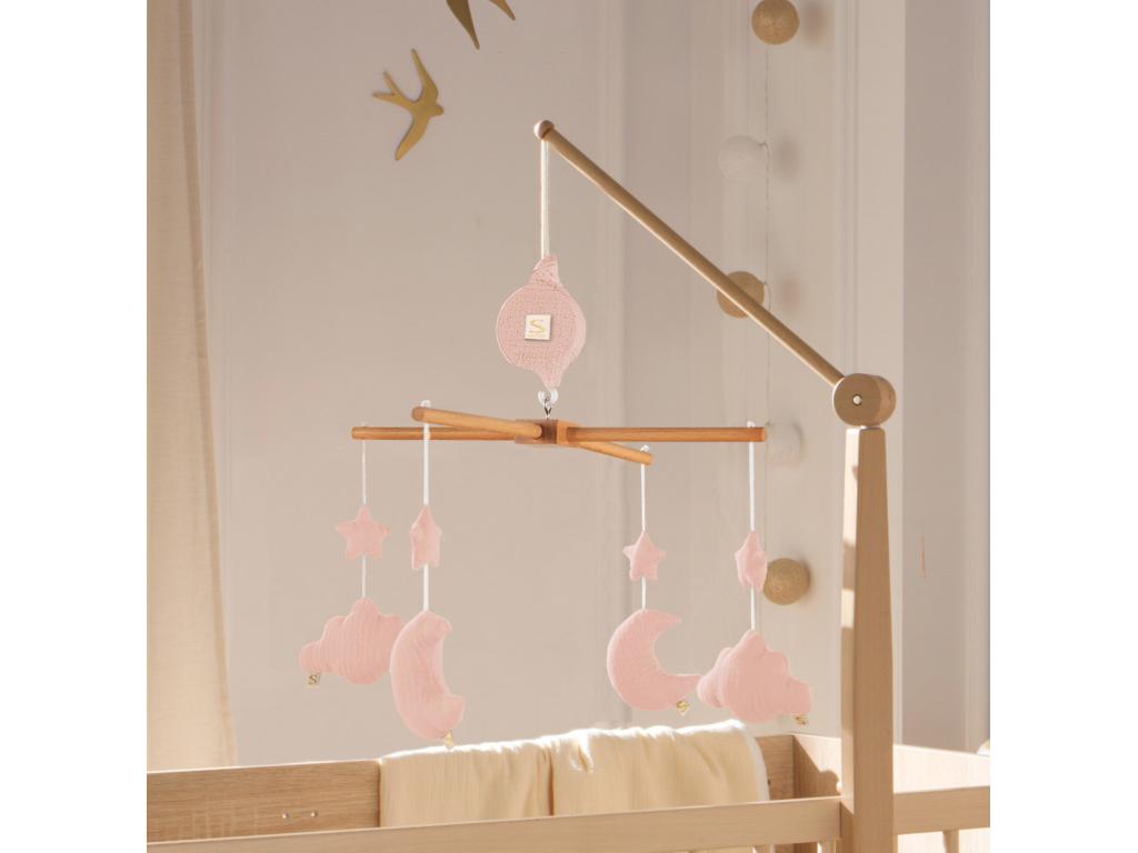 Wooden Musical Baby Mobile with 4 Toys IUXS78553